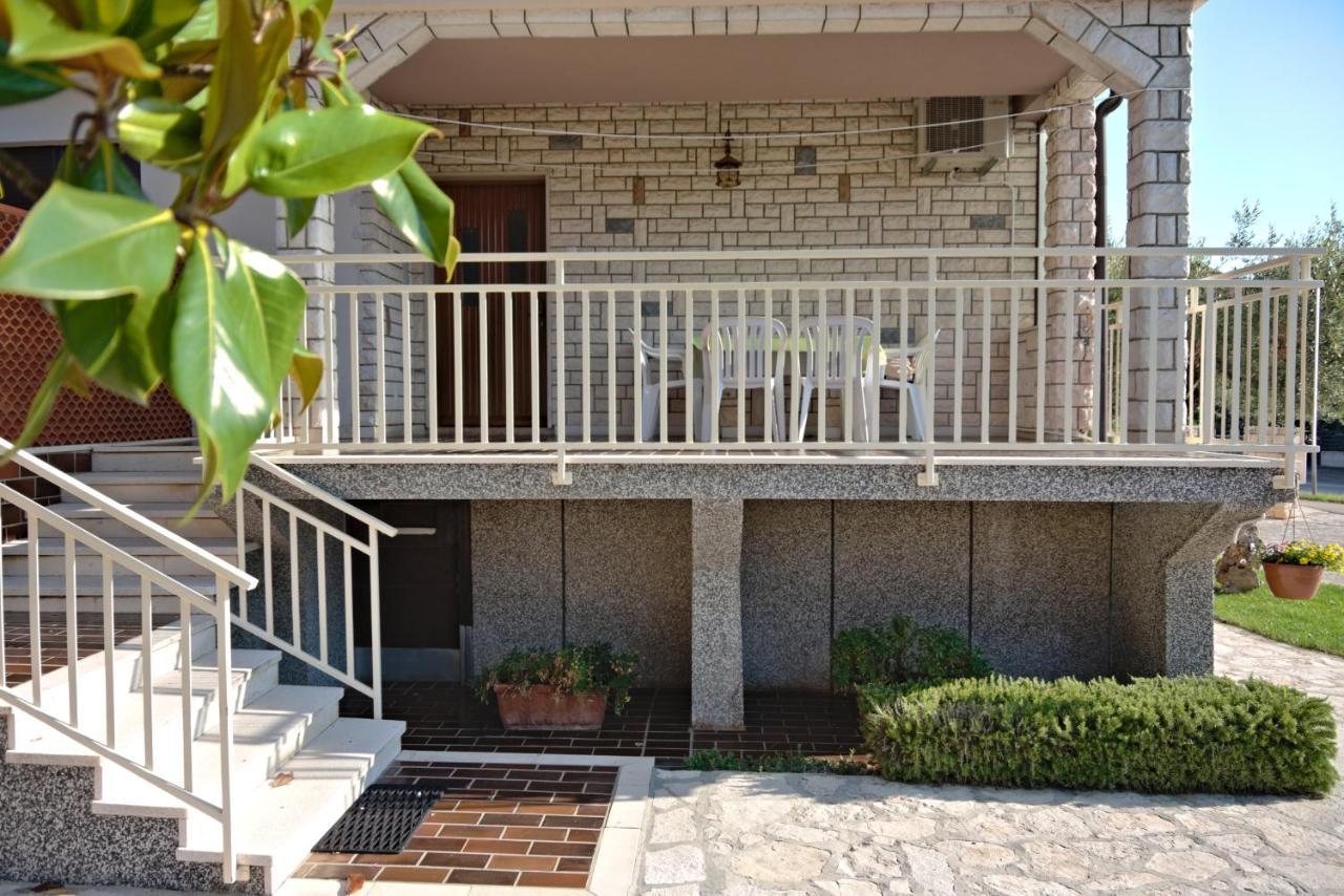 Apartments Vili Umag Exterior foto